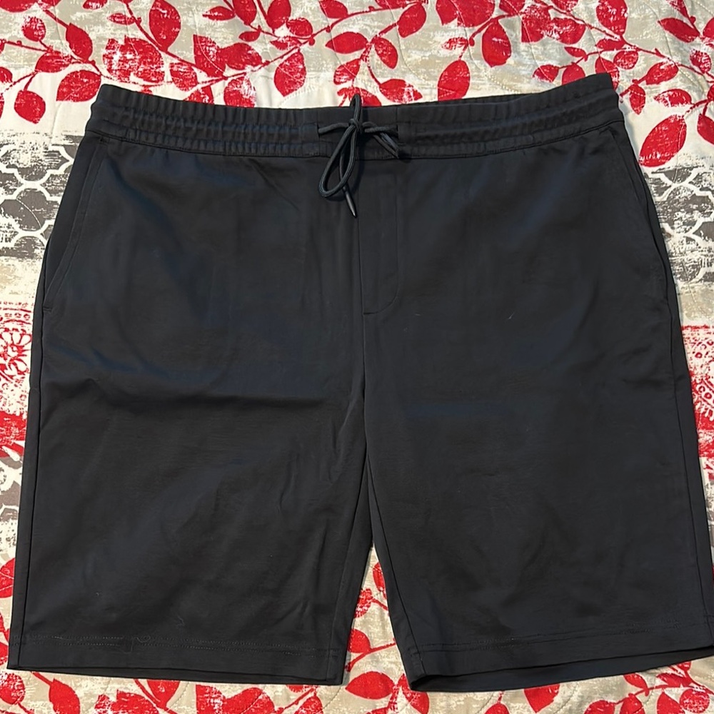Hart Schaffner Marx Black Shorts